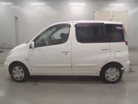 Toyota FUNCARGO лот № 50100 оценка R  с аукциона в Японии 3