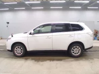 Mitsubishi OUTLANDER лот № 8008 оценка 99  с аукциона в Японии 3