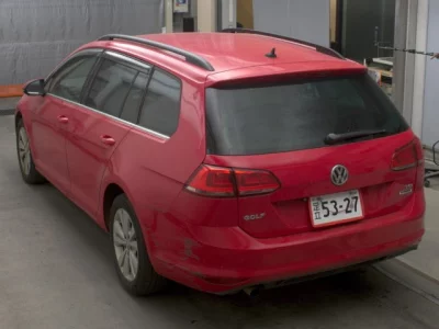 Volkswagen GOLF VARIANT