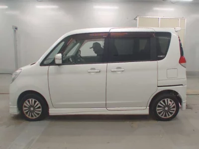 Mitsubishi DELICA D2