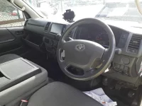 Toyota HIACE VAN лот № 30332 оценка R  с аукциона в Японии 6