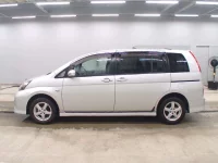 Toyota ISIS лот № 5515 оценка 3.5  с аукциона в Японии 3