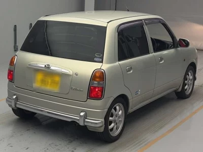 Daihatsu MIRA