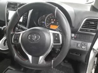 Toyota RACTIS лот № 30417 оценка 4  с аукциона в Японии 6