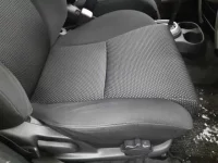 Toyota IST лот № 5523 оценка 4  с аукциона в Японии 7