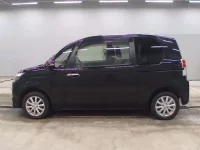 Toyota SPADE лот № 5524 оценка 4  с аукциона в Японии 3