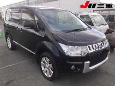 Mitsubishi DELICA D5