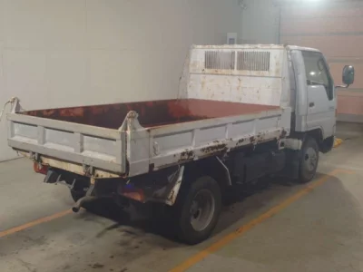 Toyota DYNA  с аукциона в Японии