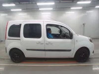 Renault KANGOO лот № 50136 оценка 4  с аукциона в Японии 2