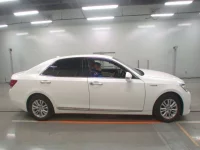 Toyota CROWN лот № 30425 оценка R  с аукциона в Японии 2