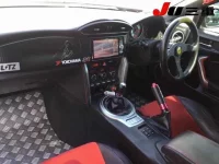 Toyota GT 86 лот № 2080 оценка 4  с аукциона в Японии 7
