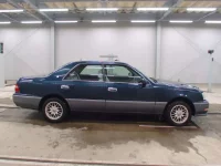 Toyota CROWN лот № 5545 оценка 3  с аукциона в Японии 2