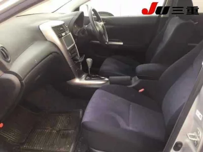 Toyota CALDINA  с аукциона в Японии