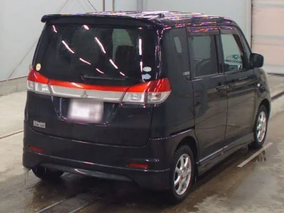 Mitsubishi DELICA D2