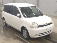 Toyota SIENTA лот № 5562 оценка 3  с аукциона в Японии 4