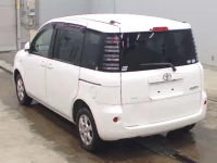 Toyota SIENTA лот № 5562 оценка 3  с аукциона в Японии 5