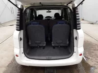 Toyota SIENTA лот № 5562 оценка 3  с аукциона в Японии 10