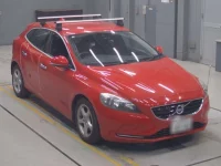 Volvo V40 лот № 10018 оценка 4  с аукциона в Японии 4