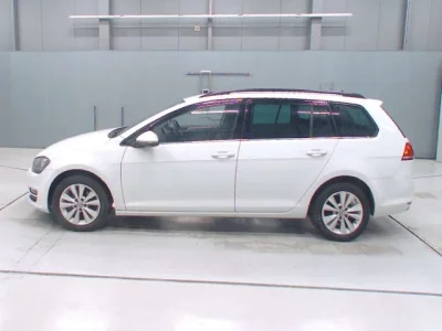 Volkswagen GOLF VARIANT