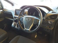 Toyota VOXY лот № 10035 оценка 3.5  с аукциона в Японии 6