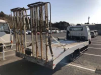 Toyota DYNA лот № 63524 оценка RA  с аукциона в Японии 1