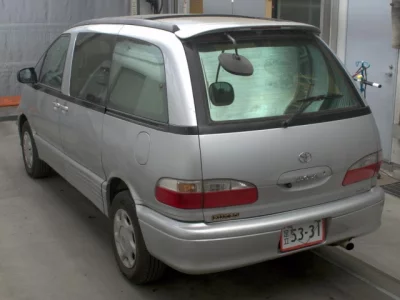 Toyota ESTIMA  с аукциона в Японии
