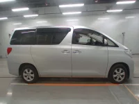 Toyota ALPHARD лот № 30461 оценка 4  с аукциона в Японии 2