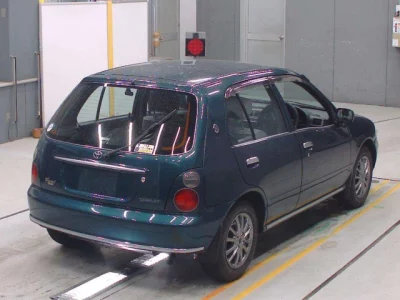 Toyota STARLET  с аукциона в Японии