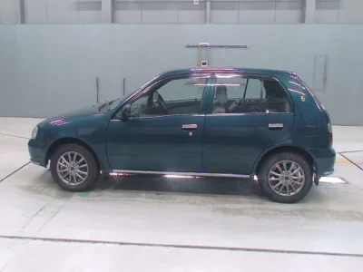 Toyota STARLET  с аукциона в Японии