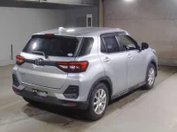 Toyota RAIZE лот № 2041 оценка 3.5  с аукциона в Японии 1