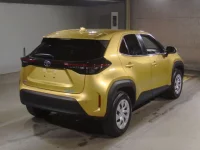 Toyota YARIS CROSS лот № 2043 оценка 4.5  с аукциона в Японии 1