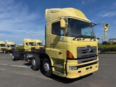 Hino TRUCK