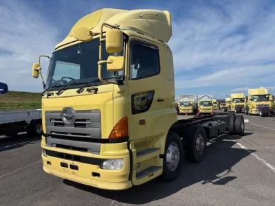 Hino TRUCK