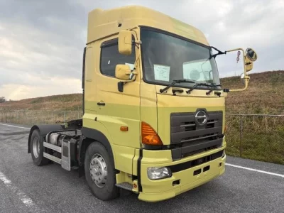 Hino TRUCK