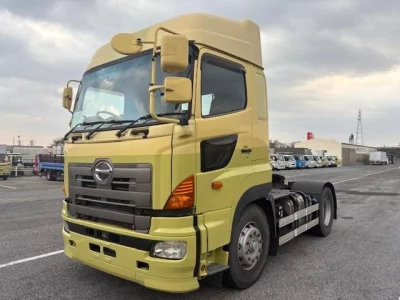 Hino TRUCK
