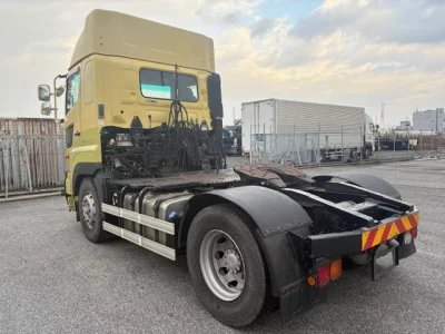 Hino TRUCK