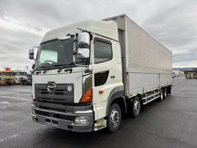 Hino TRUCK