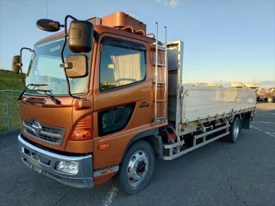 Hino TRUCK