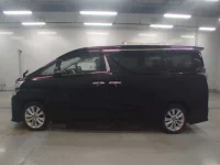 Toyota VELLFIRE лот № 30487 оценка 3.5  с аукциона в Японии 3