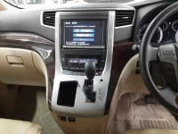 Toyota ALPHARD лот № 30489 оценка 4  с аукциона в Японии 8