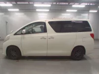 Toyota ALPHARD лот № 30489 оценка 4  с аукциона в Японии 3