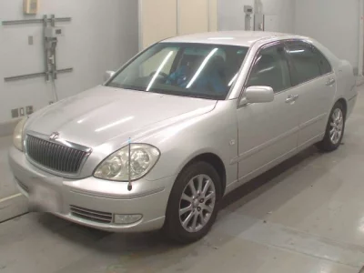 Toyota BREVIS  с аукциона в Японии