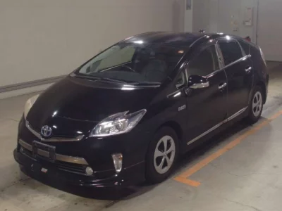 Toyota PRIUS PHV  с аукциона в Японии