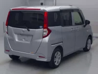 Toyota ROOMY лот № 76054 оценка 4  с аукциона в Японии 1