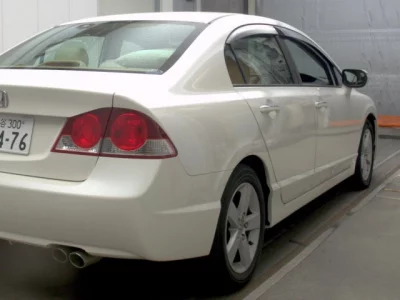 Honda CIVIC  с аукциона в Японии