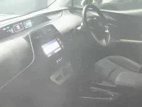 Toyota Prius лот № 3001 оценка 3.5  с аукциона в Японии 2