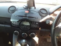 Mazda DEMIO лот № 30517 оценка 3.5  с аукциона в Японии 8