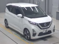 Nissan DAYZ лот № 61 оценка 4  с аукциона в Японии 4