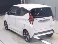 Nissan DAYZ лот № 61 оценка 4  с аукциона в Японии 5