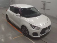 Suzuki SWIFT лот № 30528 оценка 4  с аукциона в Японии 4